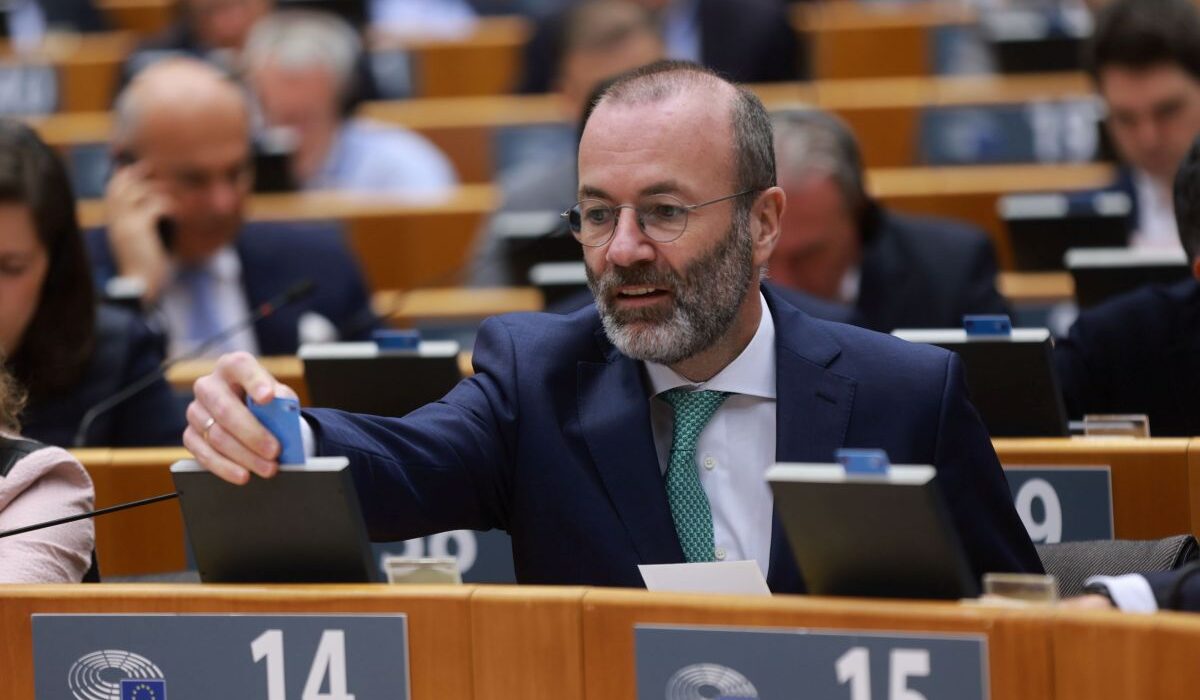 Μάνφρεντ_Βέμπερ
