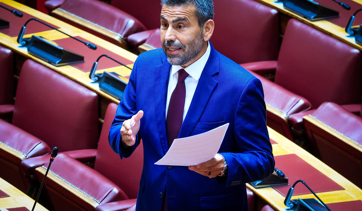 Viral ο βουλευτής του ΠΑΣΟΚ που πρότεινε να χωριστούν Μυτιλήνη και Λέσβος
