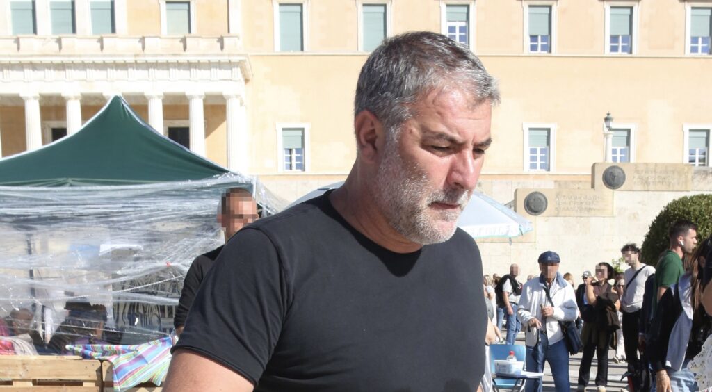 Βασίλης Μπισμπίκης