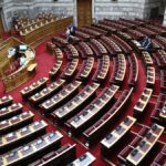 Νέα ποινική δικογραφία στη Βουλή για τα Τέμπη - Ποιους αφορά
