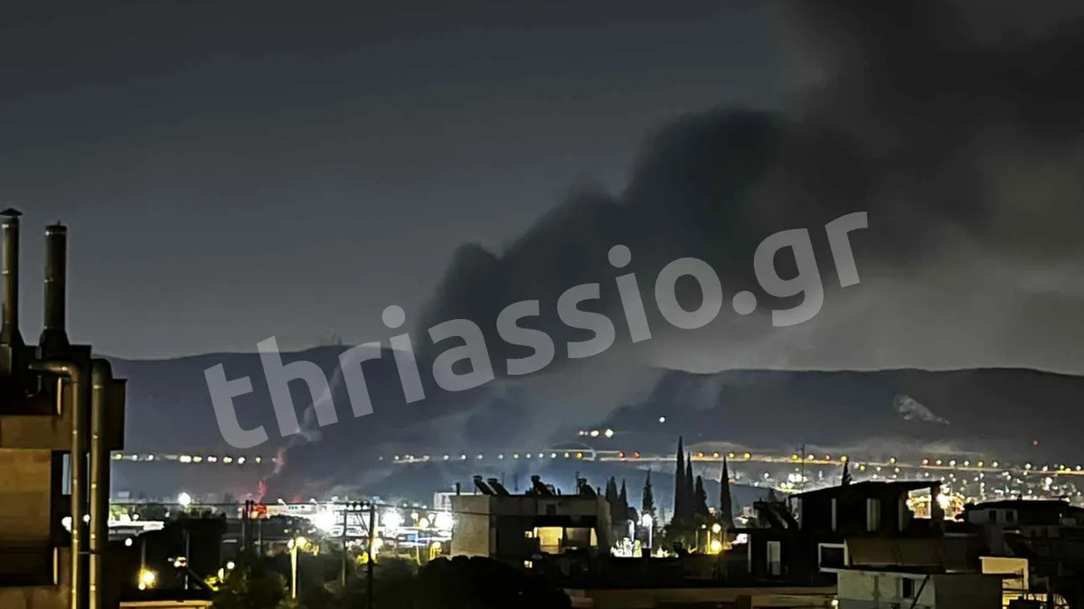 Μεγάλη φωτιά στον Ασπρόπυργο – Ακούστηκαν εκρήξεις (Βίντεο)