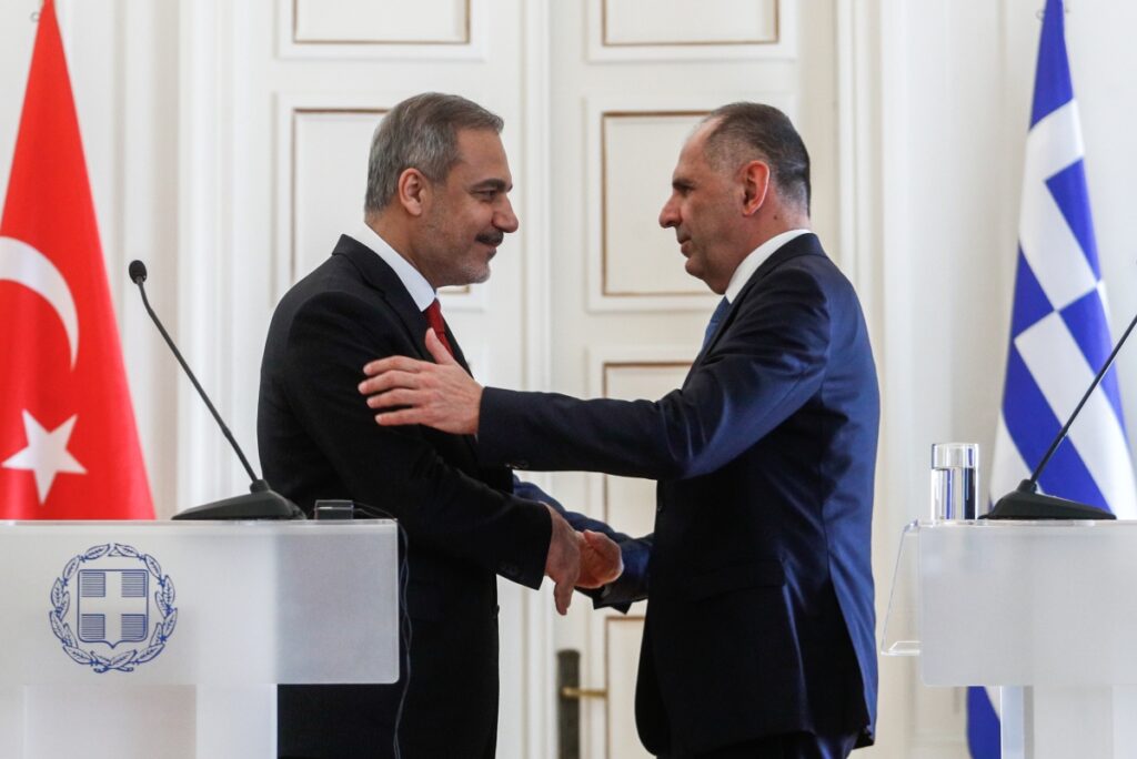 Ο Γιώργος Γεραπετρίτης με τον Χακάν Φιντάν