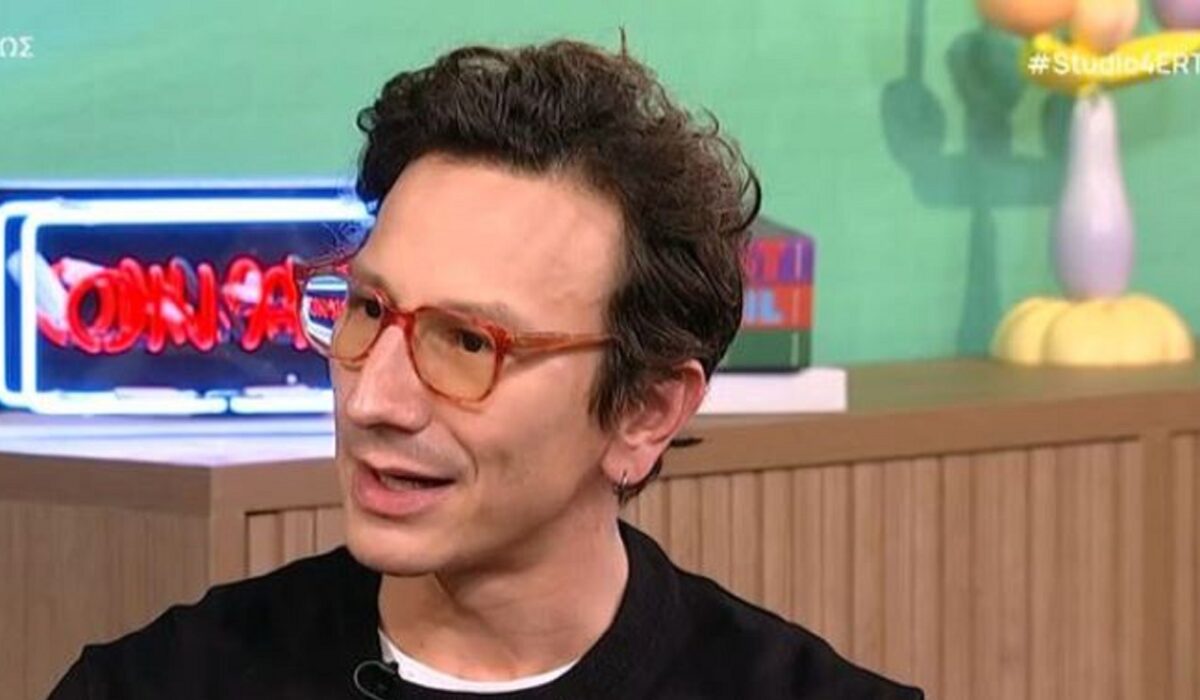 Μιχάλης Σαράντης: «Ένα από τα μεγαλύτερά μου θέματα ήταν αυτή η έλλειψη ταυτότητας»