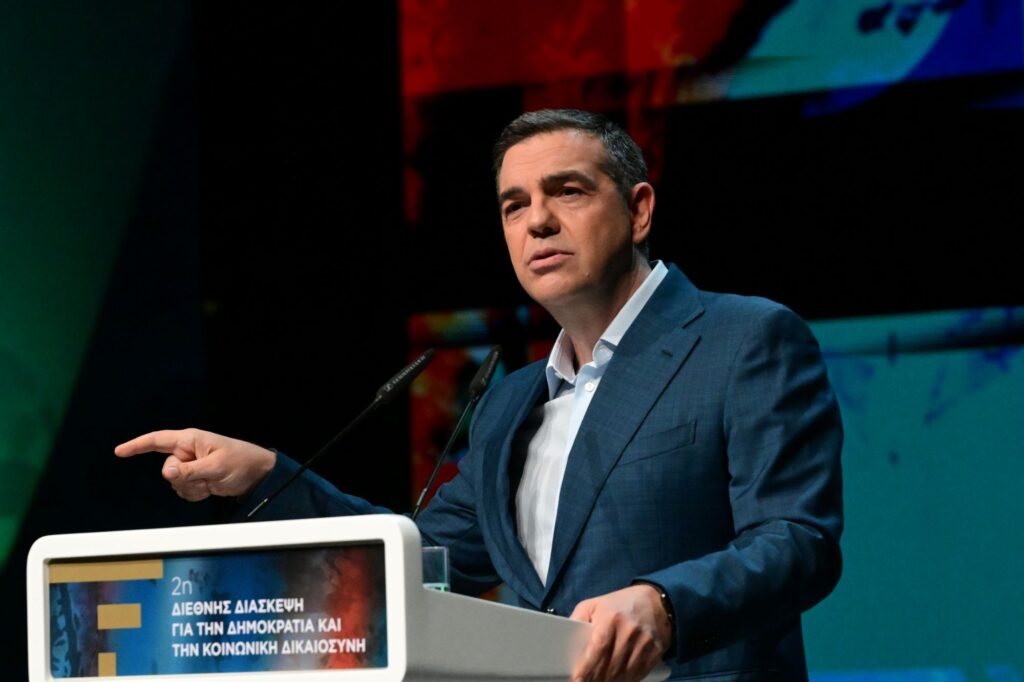 Παραιτήθηκε από βουλευτής ο Αλέξης Τσίπρας: «Δεν παραιτούμαι από την πολιτική δράση»