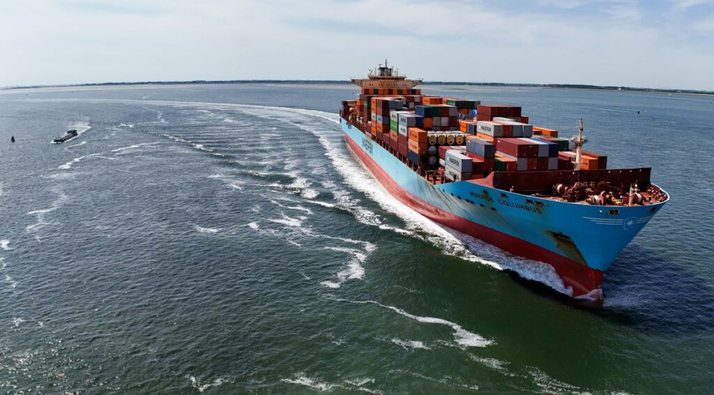 Παγκόσμιος εμπορικός πόλεμος: Οι ΗΠΑ σχεδιάζουν «μπλόκο» στις εξαγωγές λογισμικού στην Κίνα