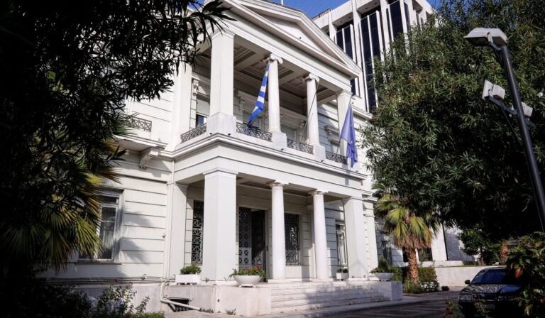&Upsilon;&pi;&omicron;&upsilon;&rho;&gamma;&epsilon;ί&omicron; &Epsilon;&xi;&omega;&tau;&epsilon;&rho;&iota;&kappa;ώ&nu;