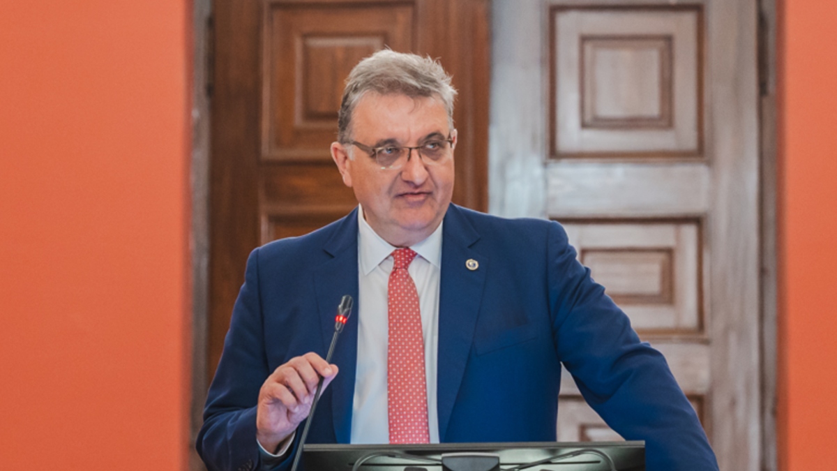 Γηρασμός παγκόσμιου πληθυσμού και Τεχνητή Νοημοσύνη οι προκλήσεις του ιατρικού σώματος