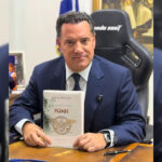 Άδωνις Γεωργιάδης