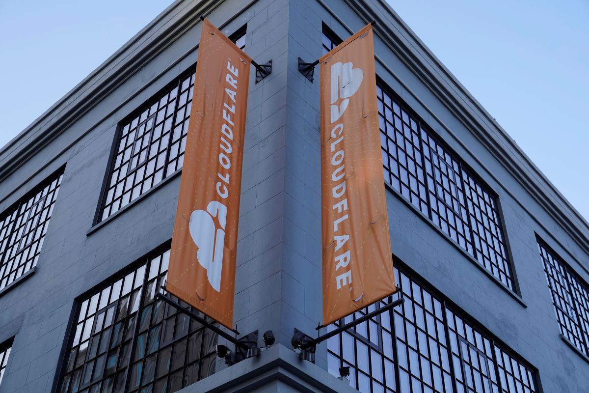 Τι είναι το Cloudflare και γιατί κατέρρευσε