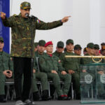 Βενεζουέλα: Στο «κόκκινο» η ένταση με τις ΗΠΑ μετά τον αεροπορικό αποκλεισμό - Φήμες για φυγή Μαδούρο