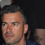 Γιάννης Τσιμιτσέλης στο iEidiseis: «Δάγκωνα τη γλώσσα και τα χείλη για μεγάλο διάστημα στο Όπου Υπάρχει Ελλάδα»