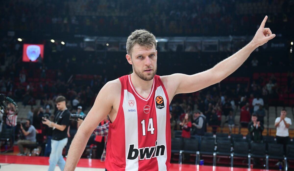 Ολυμπιακός Σάσα Βεζένκοφ EuroLeague Μπάσκετ