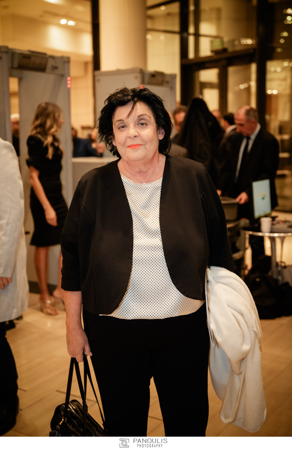 Εκδήλωση μνήμης για τον Βαρδή Ι. Βαρδινογιάννη στο Μέγαρο Μουσικής: Ποιοι έδωσαν το «παρών» 8 Εκδήλωση μνήμης για τον Βαρδή Ι. Βαρδινογιάννη στο Μέγαρο Μουσικής: Ποιοι έδωσαν το «παρών»