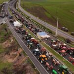 Άγ(ρ)ιες μέρες στους δρόμους - Νέα μπλόκα και κλιμάκωση αποφάσισαν οι αγρότες