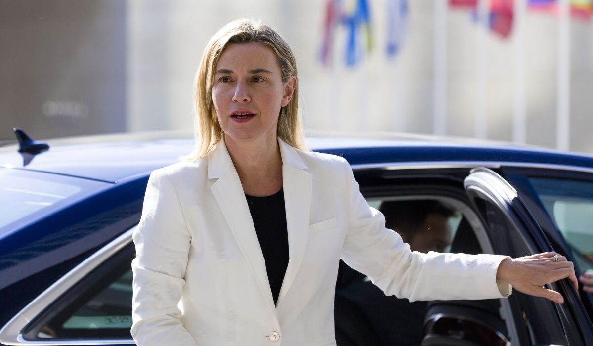 Federica Mogherini, Φεντερίκα Μογκερίνι