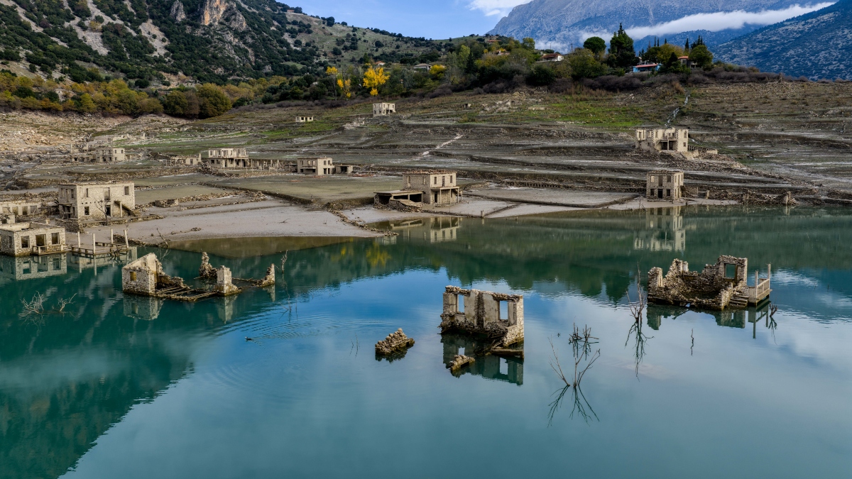 Λίμνη Μόρνου: Πόση βροχή έριξε τις τελευταίες ημέρες – Οι μετρήσεις από την κακοκαιρία Byron