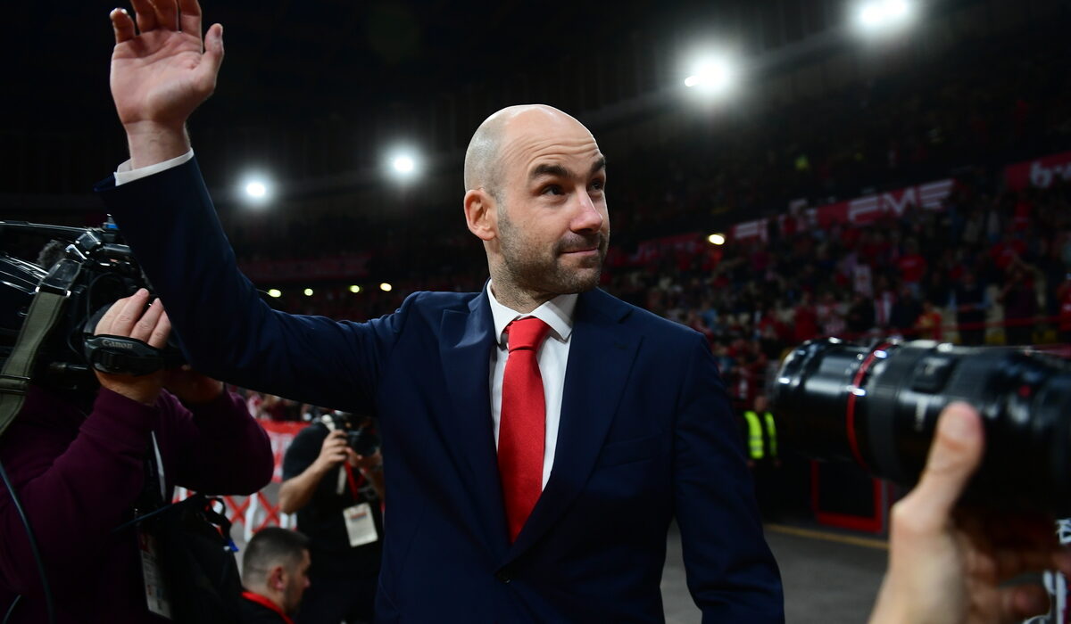 «Καλησπέρα στον... κανένα» - Ούτε ένας δημοσιογράφος στη συνέντευξη Τύπου του Σπανούλη (βίντεο)