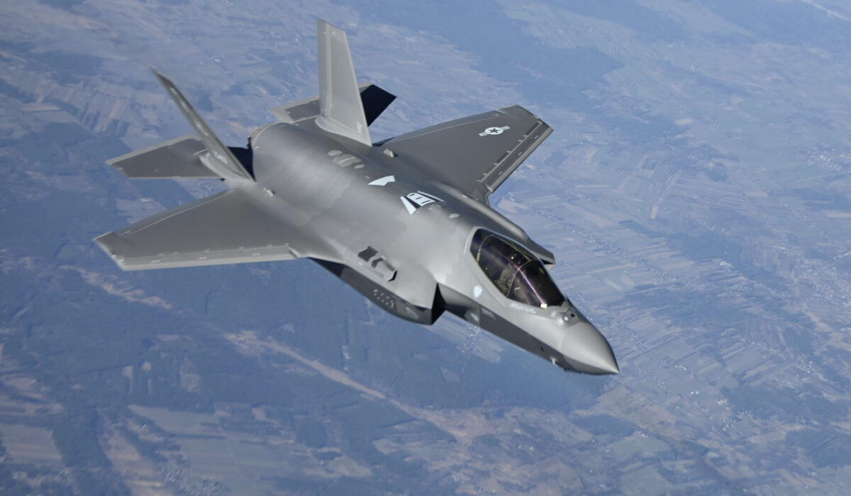 F35