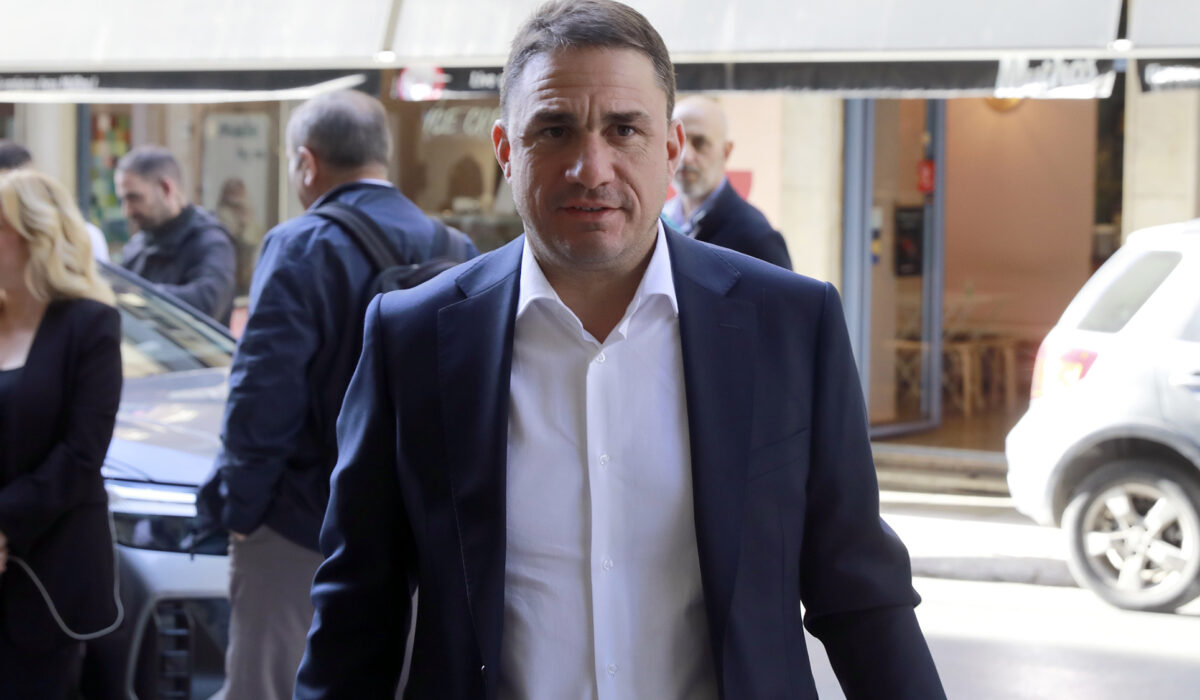 Κώστας Τσουκαλάς