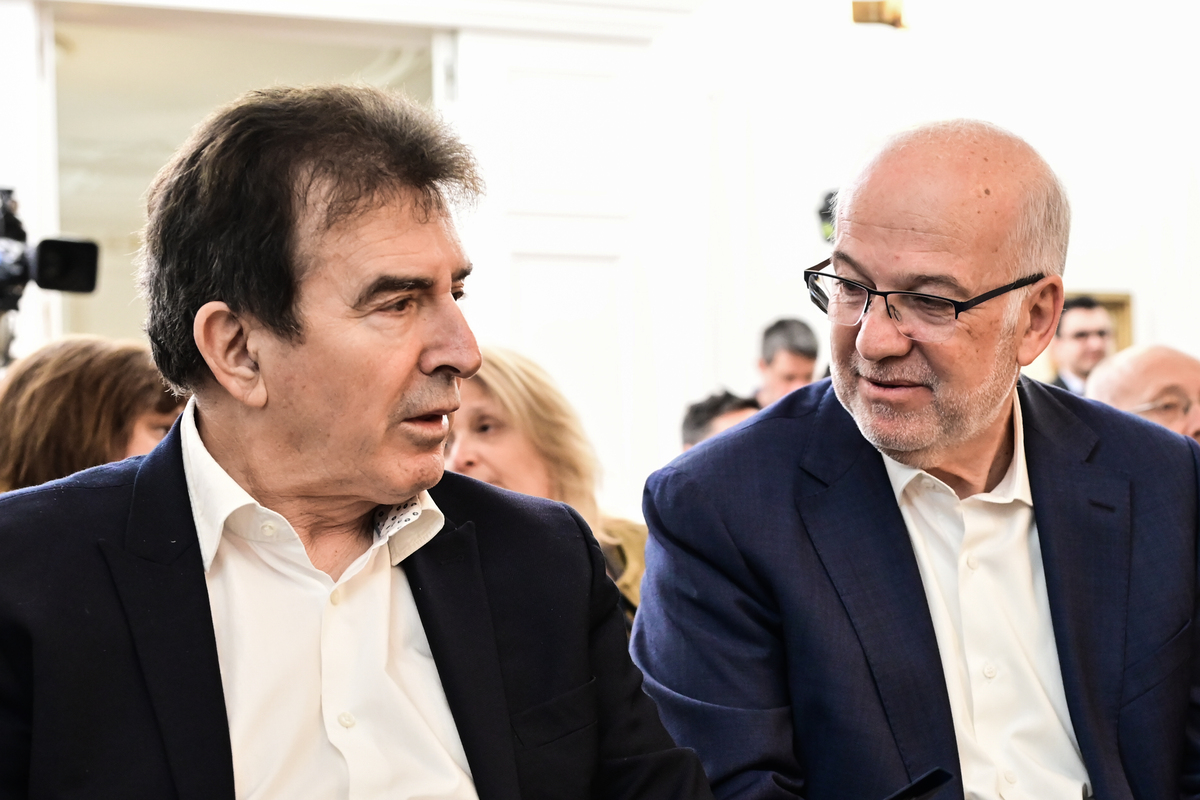 Χρυσοχοΐδης, Φλωρίδης