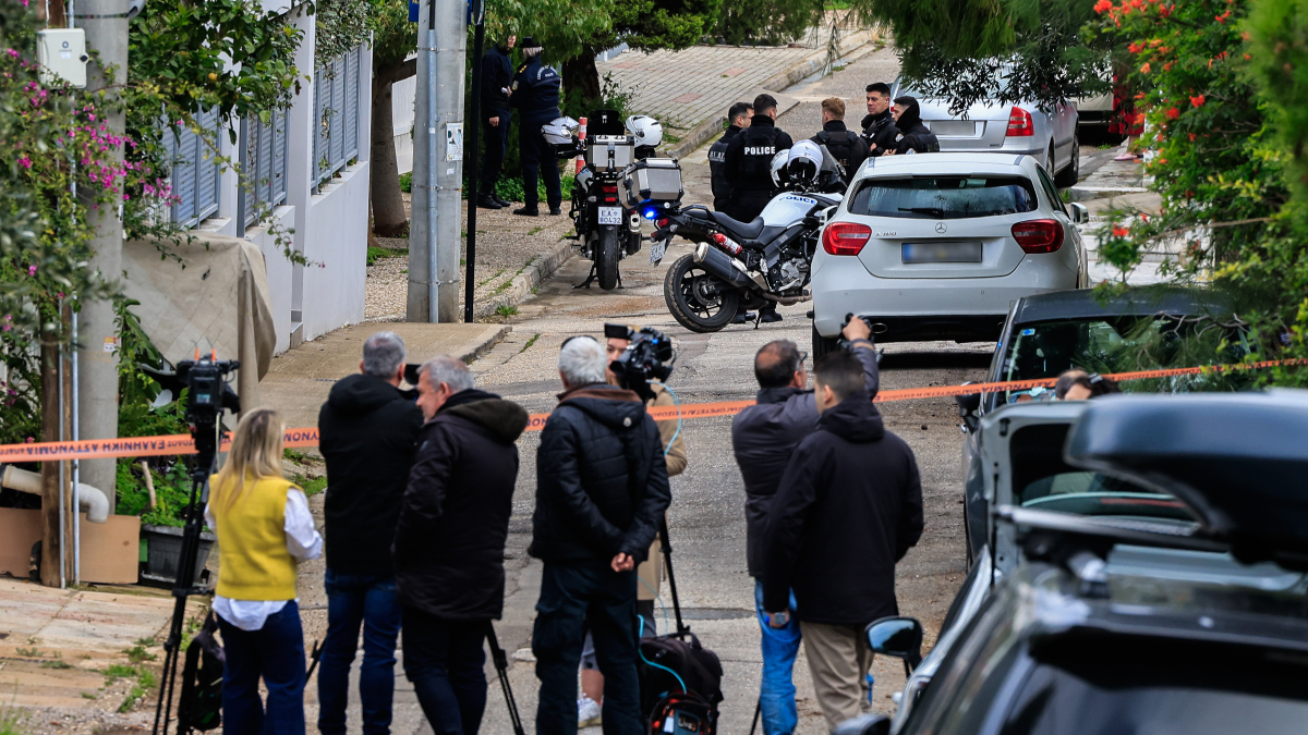 Γλυφάδα: Ο πατροκτόνος είχε κάνει φυλακή μόλις 4 χρόνια για τον φόνο της μητέρας του - «Το περιμέναμε να γίνει» λένε γείτονες