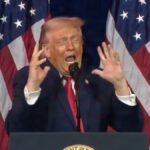 Ο Τραμπ μιμήθηκε τρανς αρσιβαρίστρια - «Η Μελάνια μισεί να το κάνω αυτό»