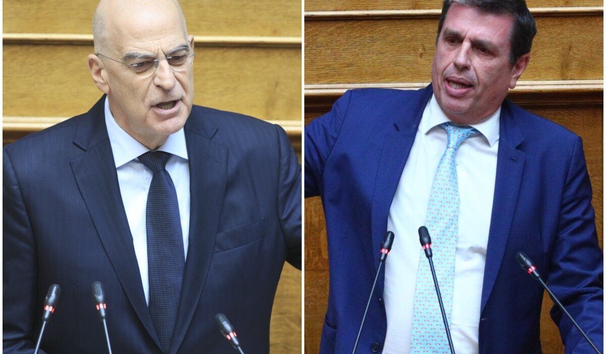 Δένδιας