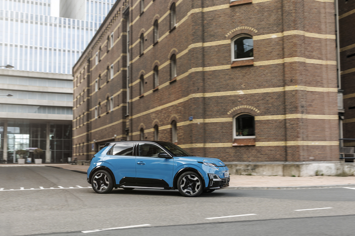 &Pi;ό&tau;&epsilon; &alpha;&nu;&alpha;&mu;έ&nu;&epsilon;&tau;&alpha;&iota; &sigma;&tau;&eta;&nu; &Epsilon;&lambda;&lambda;ά&delta;&alpha; &tau;&omicron; &nu;έ&omicron; Nissan Micra &kappa;&alpha;&iota; &pi;&omicron;&iota;&epsilon;&sigmaf; &epsilon;ί&nu;&alpha;&iota; &omicron;&iota; &pi;&rho;&omicron;&delta;&iota;&alpha;&gamma;&rho;&alpha;&phi;έ&sigmaf; &tau;&omicron;&upsilon;