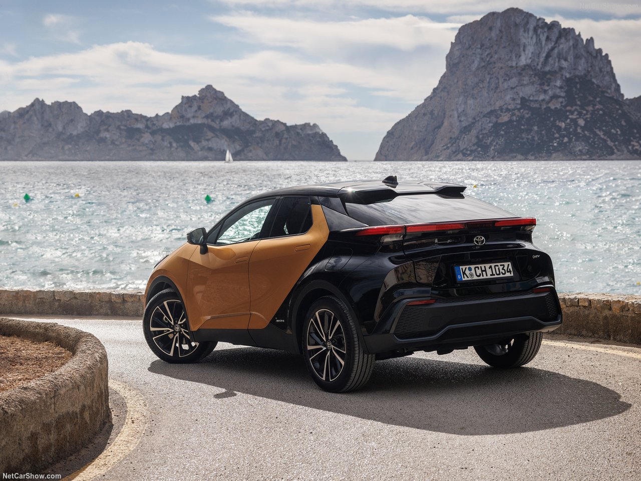 &Delta;&omicron;&kappa;&iota;&mu;ά&zeta;&omicron;&upsilon;&mu;&epsilon; &tau;&omicron; Toyota C-HR Plug-in Hybrid &mu;&epsilon; 223 ί&pi;&pi;&omicron;&upsilon;&sigmaf; &iota;&sigma;&chi;ύ &kappa;&alpha;&iota; έ&omega;&sigmaf; 106 &chi;&iota;&lambda;&iota;ό&mu;&epsilon;&tau;&rho;&alpha; &alpha;&upsilon;&tau;&omicron;&nu;&omicron;&mu;ί&alpha;