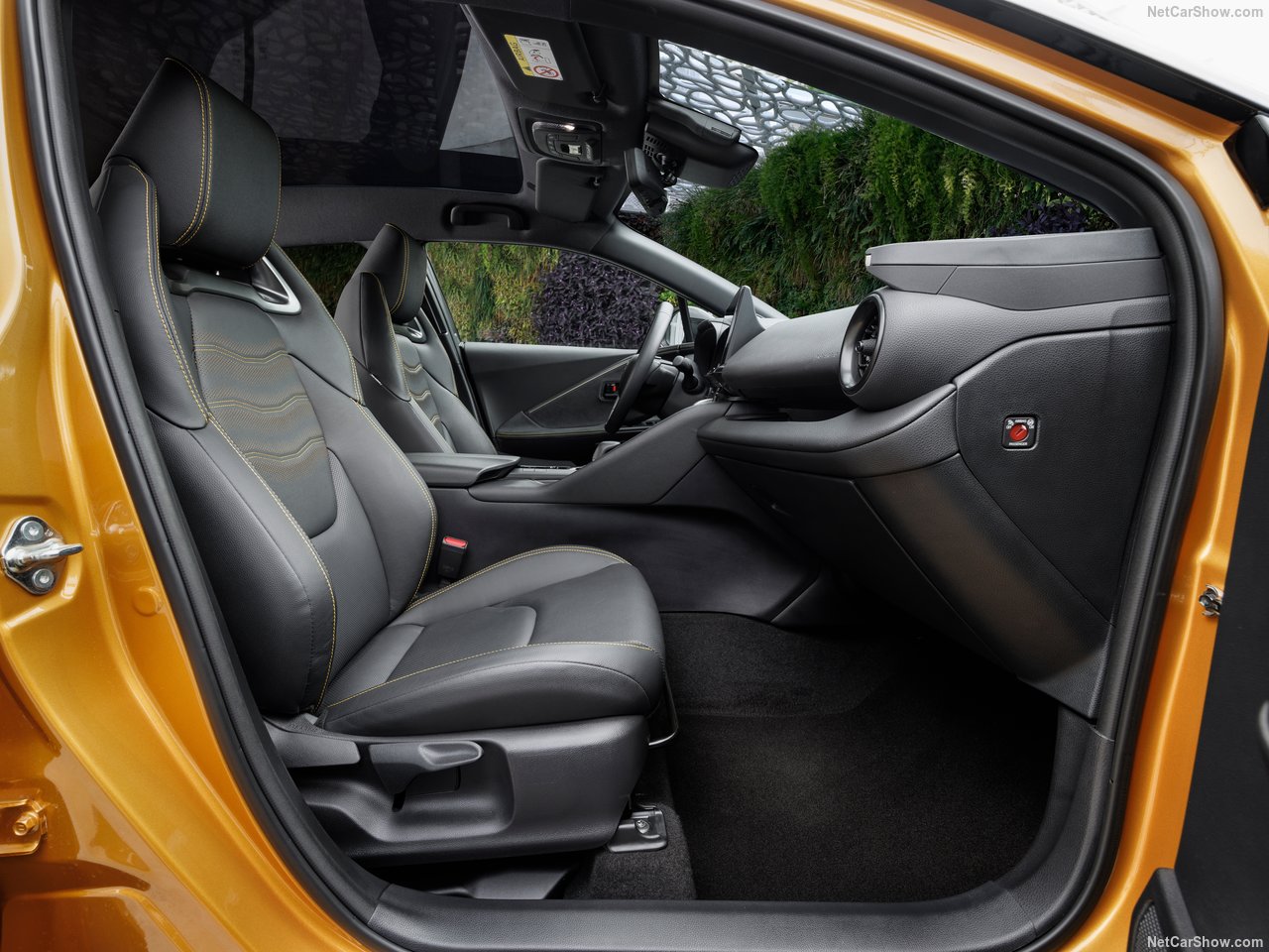 &Delta;&omicron;&kappa;&iota;&mu;ά&zeta;&omicron;&upsilon;&mu;&epsilon; &tau;&omicron; Toyota C-HR Plug-in Hybrid &mu;&epsilon; 223 ί&pi;&pi;&omicron;&upsilon;&sigmaf; &iota;&sigma;&chi;ύ &kappa;&alpha;&iota; έ&omega;&sigmaf; 106 &chi;&iota;&lambda;&iota;ό&mu;&epsilon;&tau;&rho;&alpha; &alpha;&upsilon;&tau;&omicron;&nu;&omicron;&mu;ί&alpha;