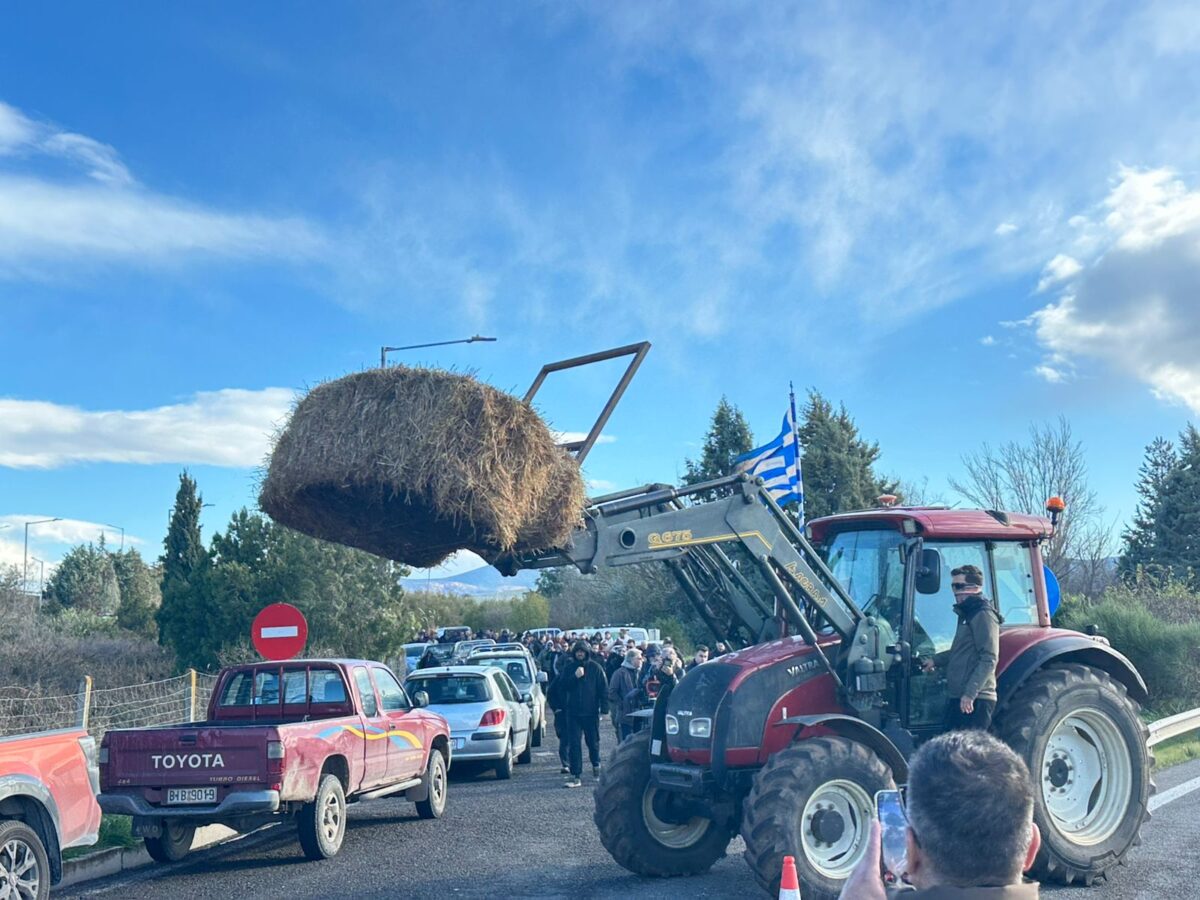 Κομμένη στα δύο η Ελλάδα: Κλειστή η Αθηνών – Λαμίας στο Κάστρο και η γέφυρα της Χαλκίδας