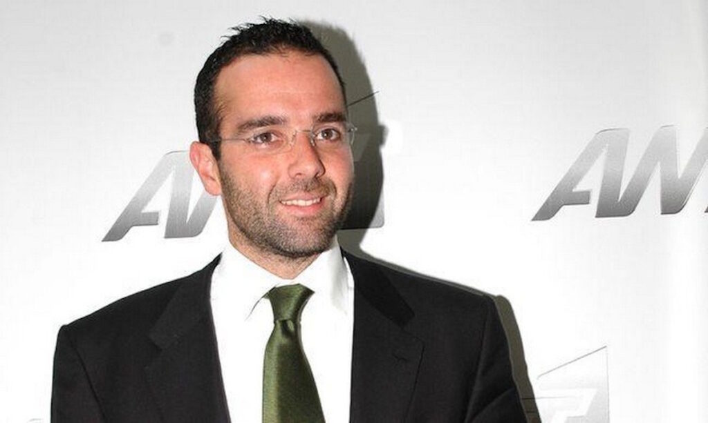 Μεγάλη εξαγορά από τον ANT1 του Θ. Κυριακού – Απέκτησε τον ιταλικό όμιλο GEDI, με τις La Repubblica και La Stampa