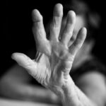 Αποτροπιασμός στις Σέρρες: Βίασε την 78χρονη θεία του, που αντιμετωπίζει κινητικά προβλήματα