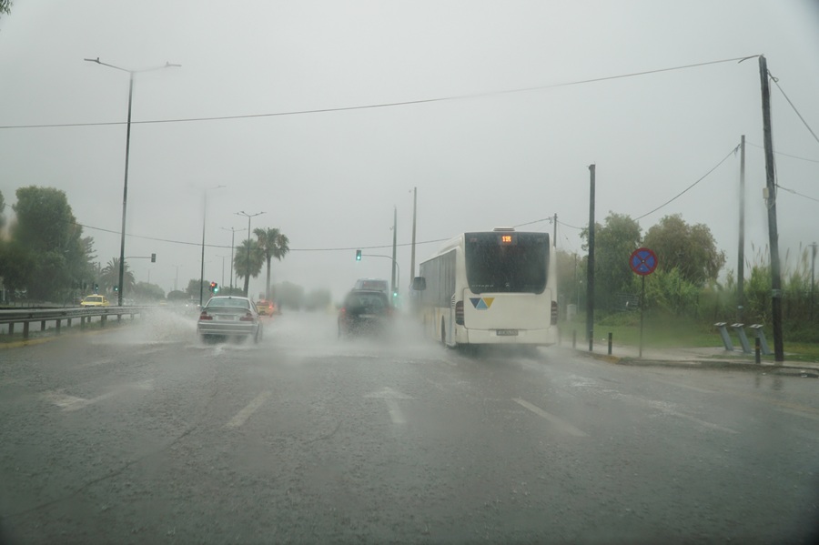 Καιρικό σοκ στην Αττική: Θα πέσει βροχή ρεκόρ σε λίγες ώρες