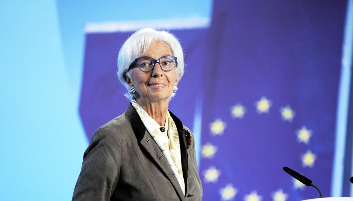 FT: Πίσω από τα σχέδια για πρόωρη έξοδο της Κριστίν Λαγκάρντ από την ΕΚΤ