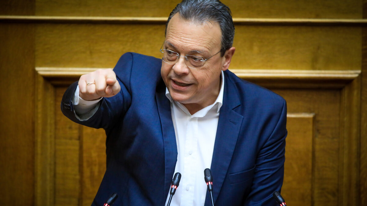 Σωκράτης Φάμελλος