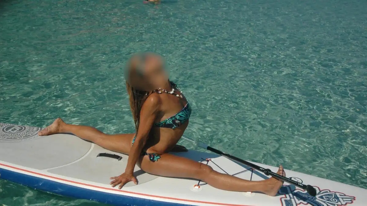 Αποκαλύψεις για τη «βομβίστρια» δασκάλα γιόγκα: Τα «πήγαινε έλα» στο ψυχιατρείο και το «χαρτζιλίκι» των γονέων της