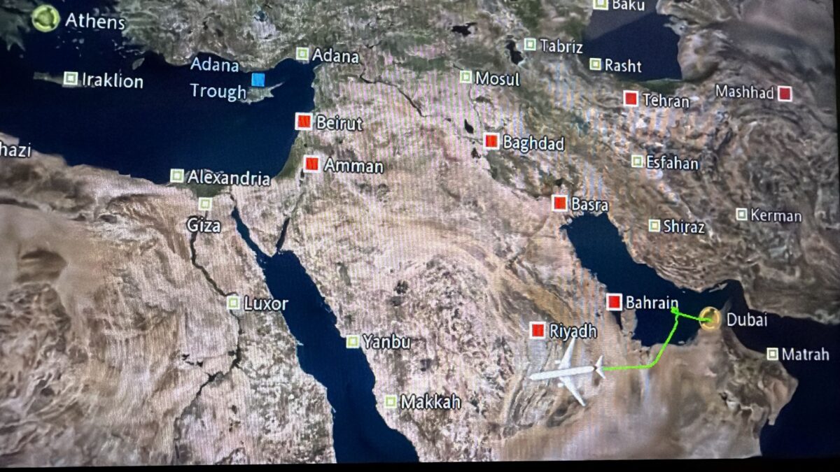 Συναγερμός στην πτήση Ντουμπάι – Αθήνα: Αλλαγή πορείας αεροπλάνου της Emirates