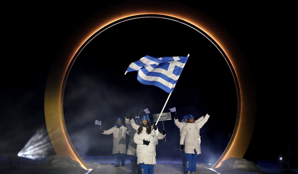 Χειμερινοί Ολυμπιακοί Αγώνες: Η ελληνική αποστολή μπήκε πρώτη στην Παρέλαση των Εθνών (Βίντεο)