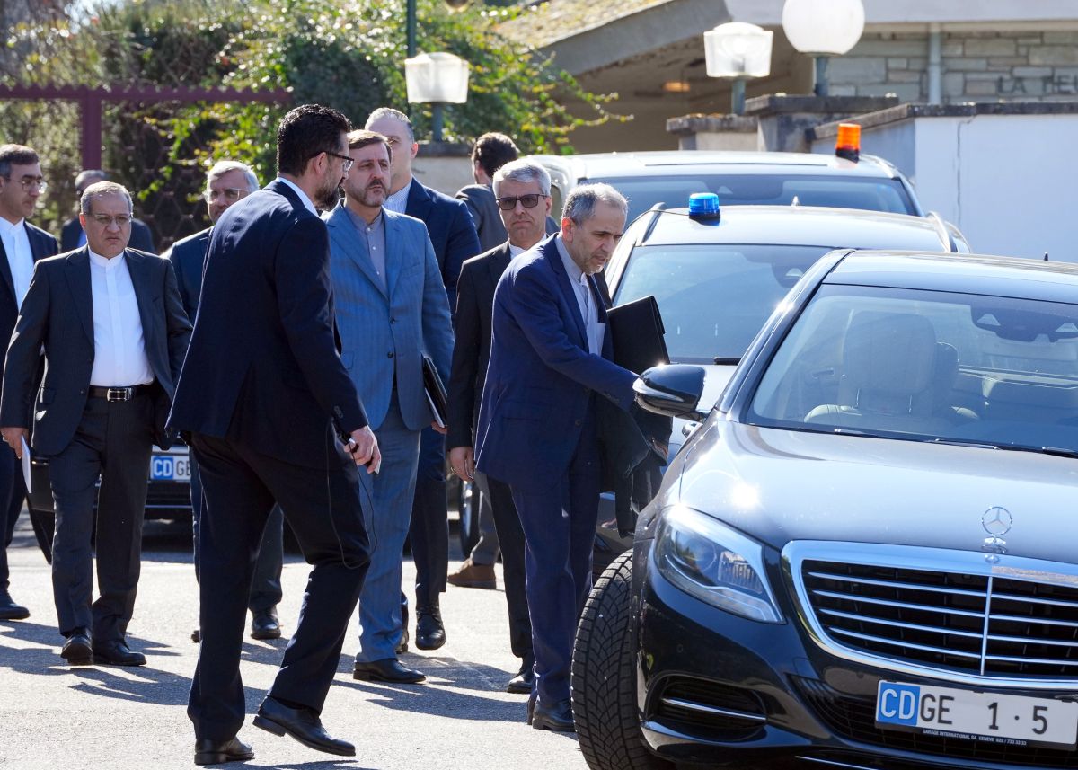 «Σημαντική πρόοδος»: Ολοκληρώθηκαν οι συνομιλίες Ιράν – ΗΠΑ στη Γενεύη