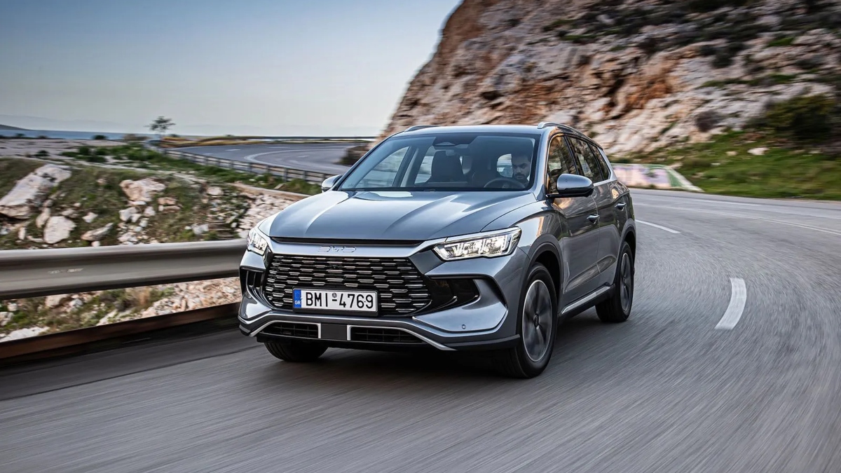 Οδηγούμε στην Ελλάδα το plug-in υβριδικό SUV BYD Sealion 5 DM-i