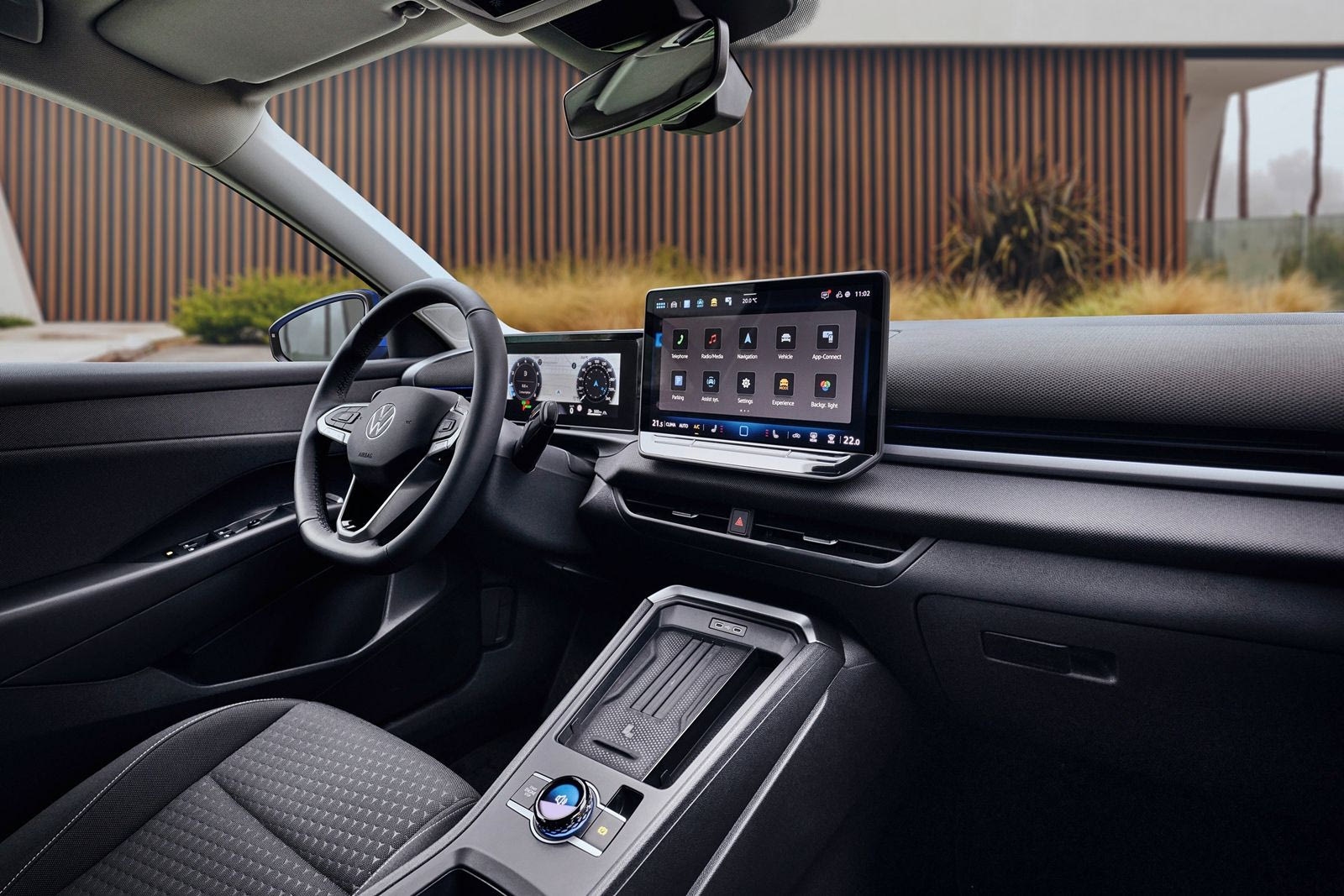 &Nu;έ&omicron; Volkswagen T-Roc - H &upsilon;&pi;&omicron;&delta;&epsilon;&iota;&gamma;&mu;&alpha;&tau;&iota;&kappa;ή &omega;&rho;ί&mu;&alpha;&nu;&sigma;&eta; &epsilon;&nu;ό&sigmaf; best seller &mu;&omicron;&nu;&tau;έ&lambda;&omicron;&upsilon;