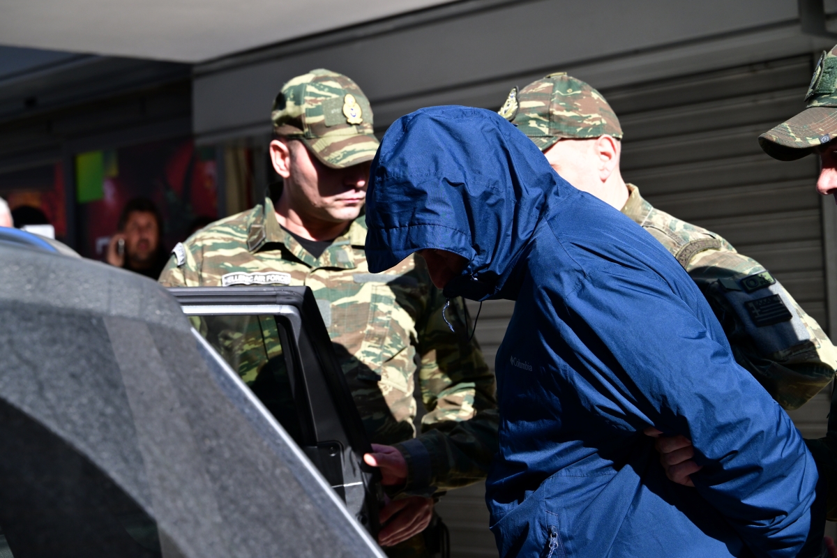 Προφυλακιστέος ο σμήναρχος κατάσκοπος: «Νόμιζα ότι δούλευα για επιχειρήσεις»