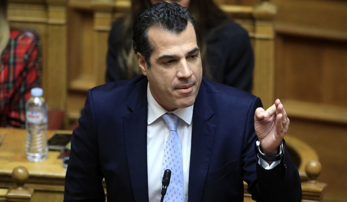 Θάνος Πλεύρης