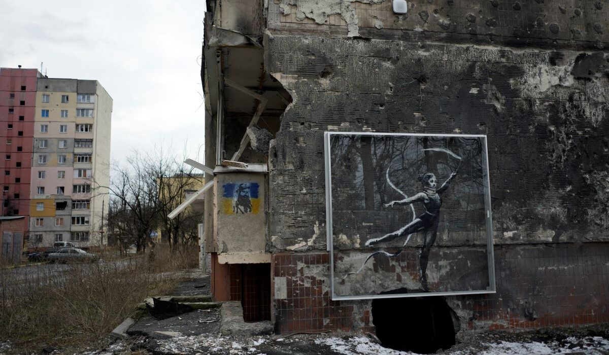 Ποιος ειναι ο Βαnksy, ο «καλλιτέχνης του δρόμου»: Το Reuters έλυσε τον γρίφο – Το όνομά του