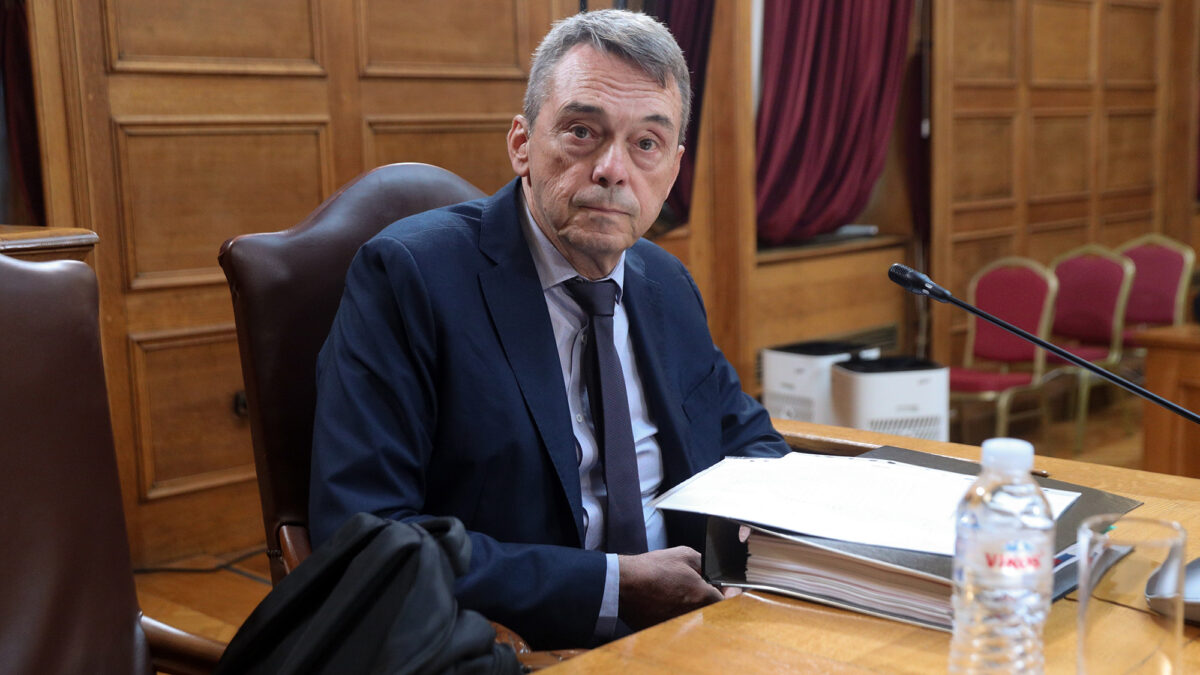 Γρηγόρης Βάρρας