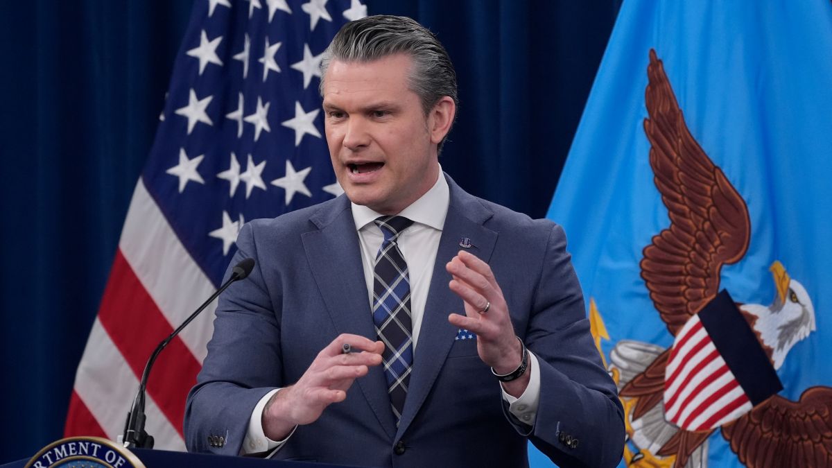 Χέγκσεθ: «Αχάριστοι οι Ευρωπαίοι, έπρεπε να ευχαριστούν τον Τραμπ» – Οι τέσσερις στόχοι των ΗΠΑ στο Ιράν