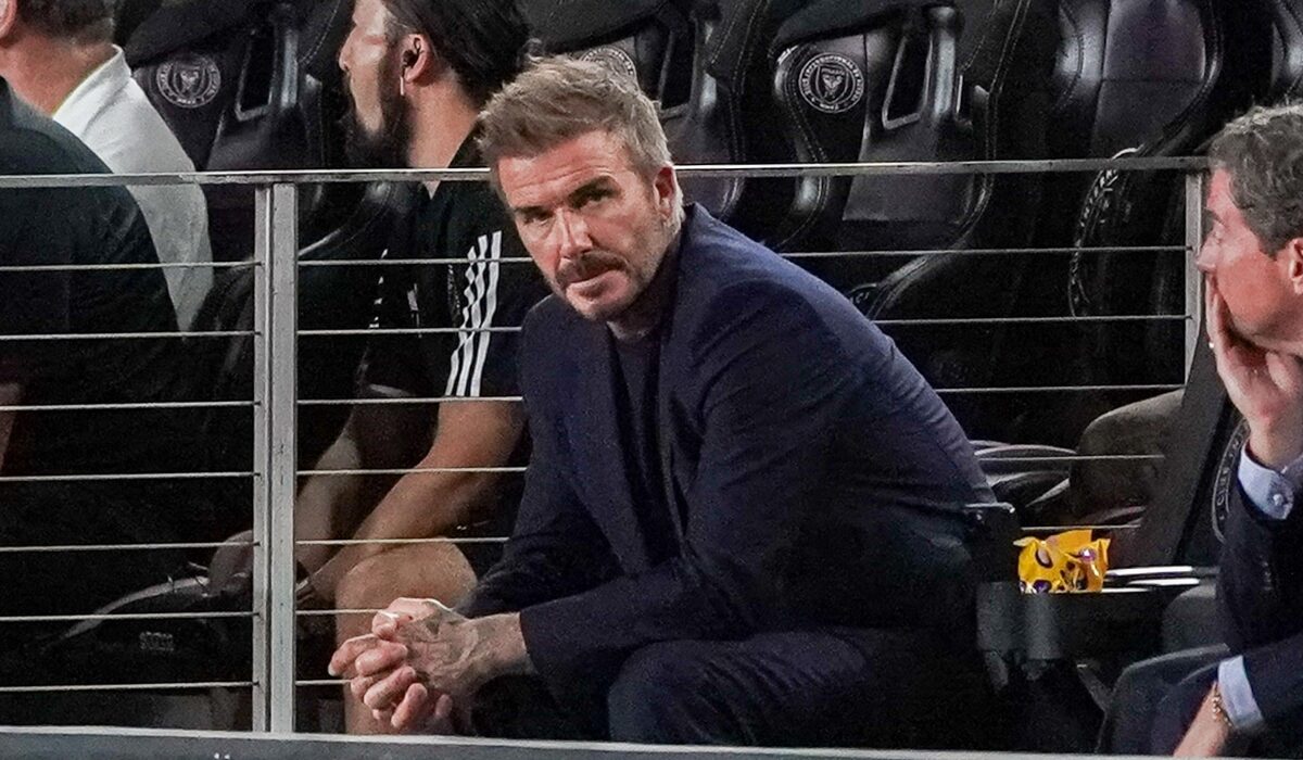 «Κλαίει με το παραμικρό»: Σε άσχημη κατάσταση ο Ντέιβιντ Μπέκαμ εξαιτίας της κρίσης με τον γιο του