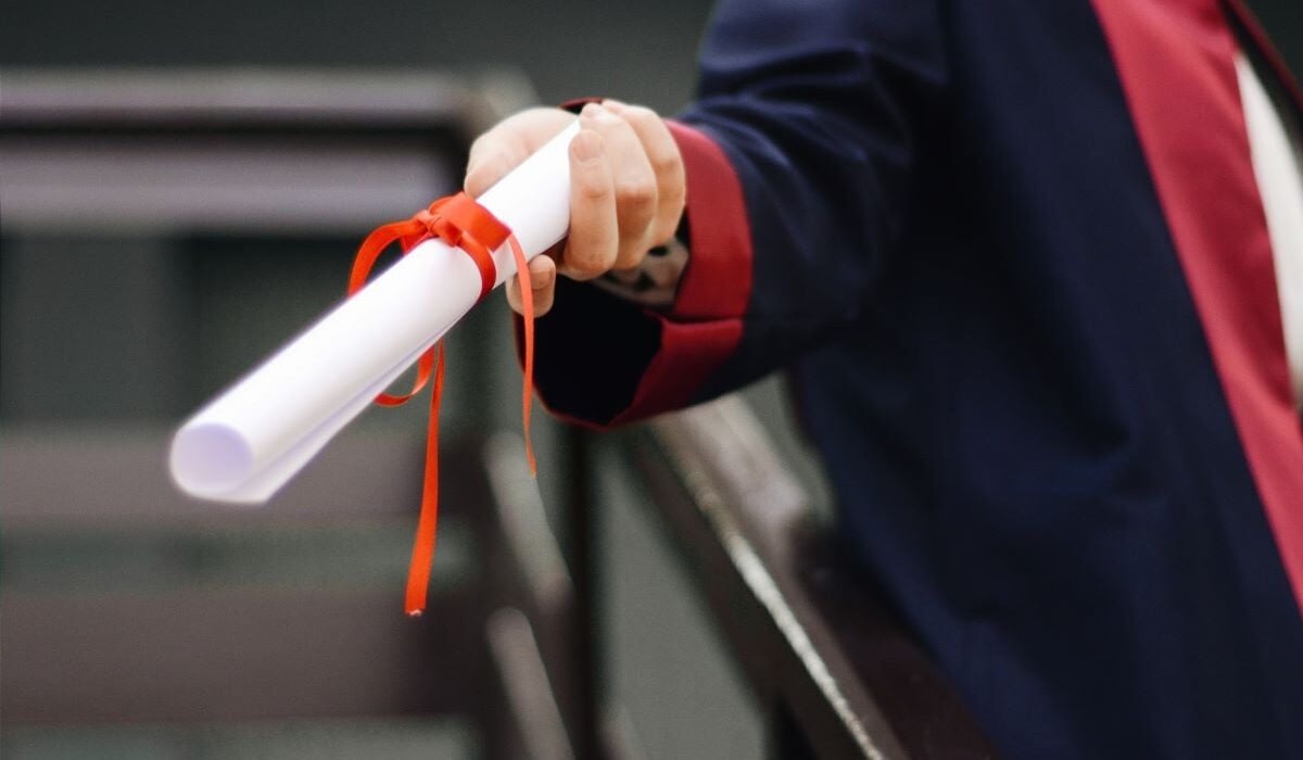 Εκπαιδευτήρια έδιναν πτυχία «μαϊμού» - Πάνω από 3 εκατ. ευρώ τα παράνομα κέρδη