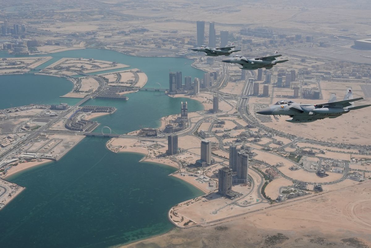 Τέσσερις βουλευτές εγκλωβισμένοι λόγω της επίθεσης στο Ιράν